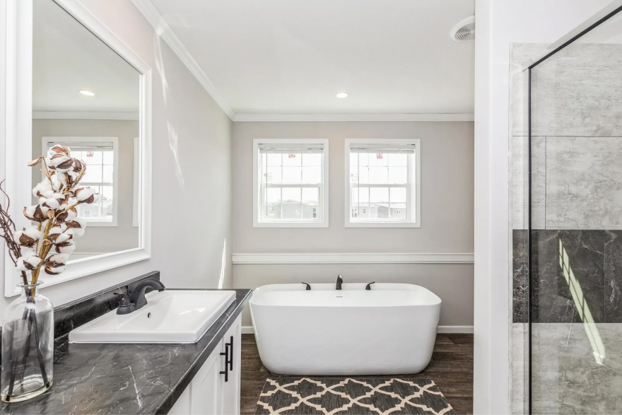 Fenix-Champion Homes Dresden - Pursuit master bath 01